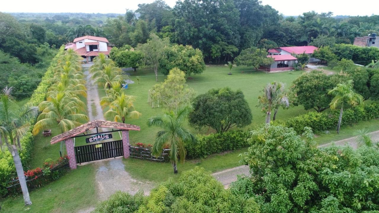 Casa Campo Emaus Caucasia Exteriér fotografie