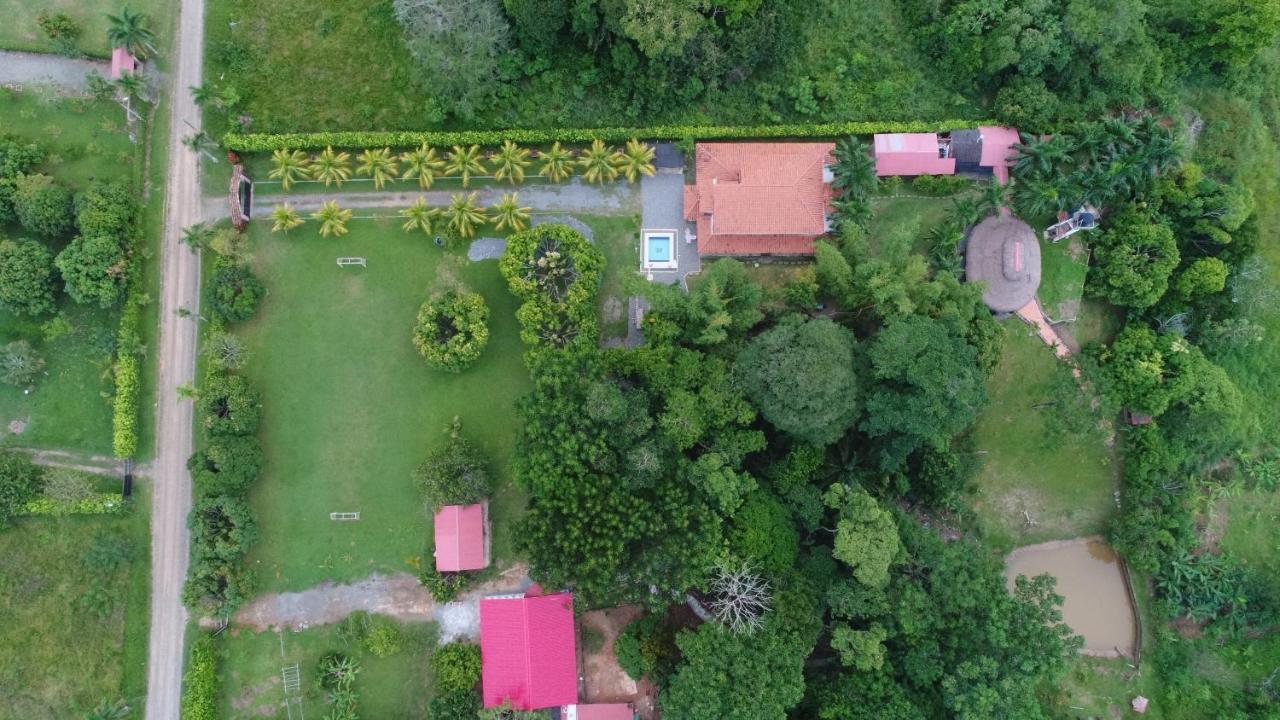Casa Campo Emaus Caucasia Exteriér fotografie